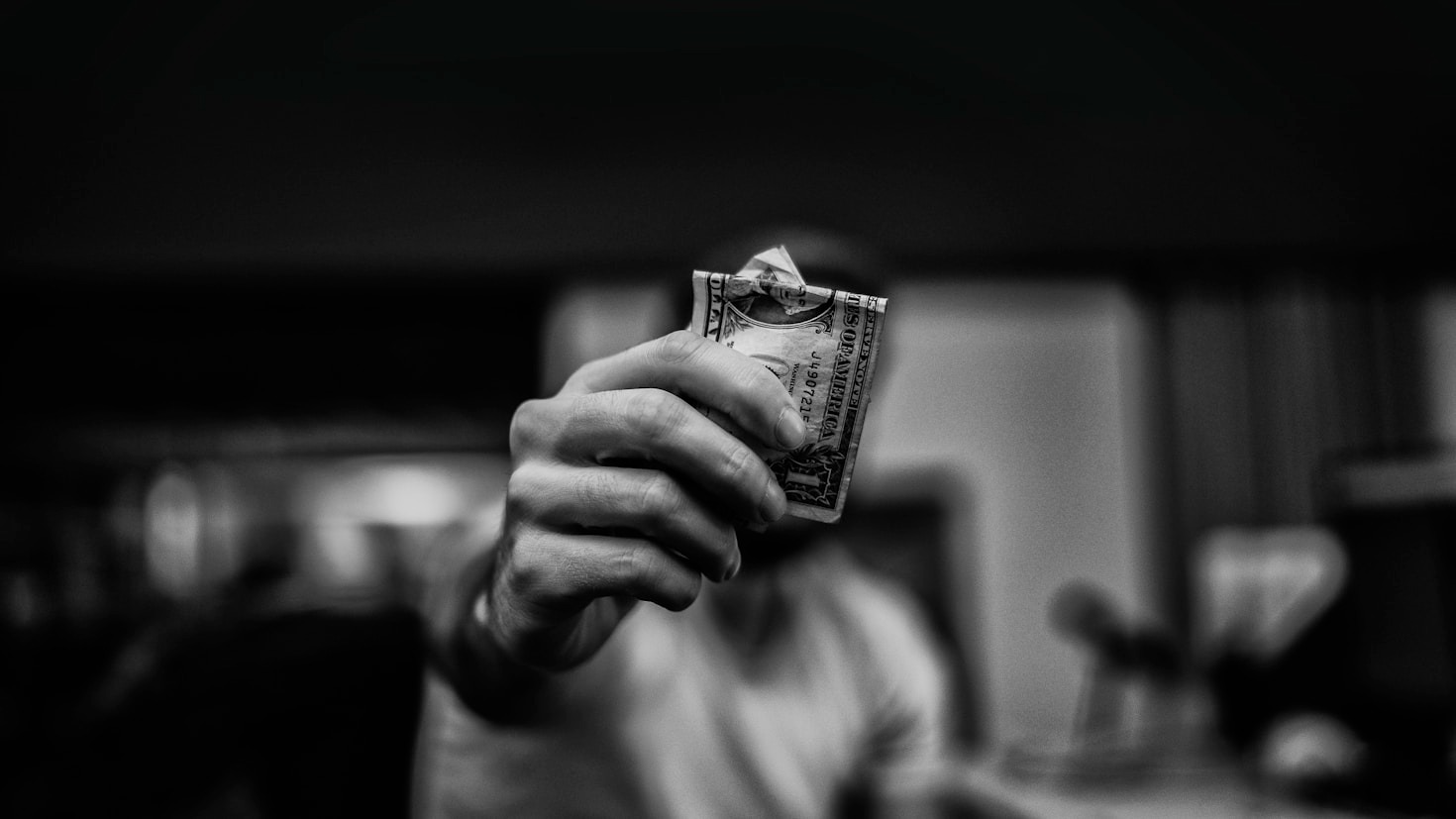 The Future of Earning: AI-Powered Side Hustles
